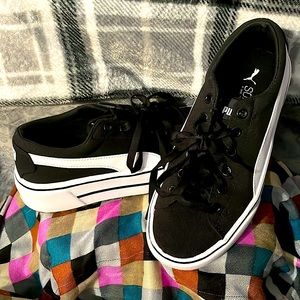 Puma Kaia Platform Shoes Size 7.5 Lace Up Sneaker